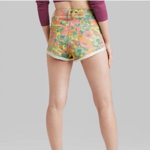 𝅺wild fable plus Women's Super-High Rise Cheeky Jean Shorts multicolor floral - Picture 3 of 6